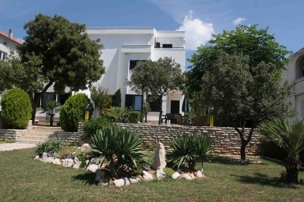 ראב Apartments Culjak Rab מראה חיצוני תמונה